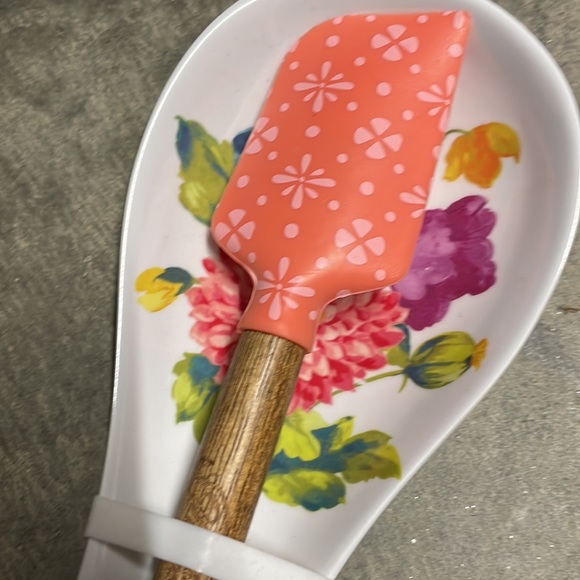 The Pioneer Woman Spatula & Spoon Rest Set - Picture 3 of 5